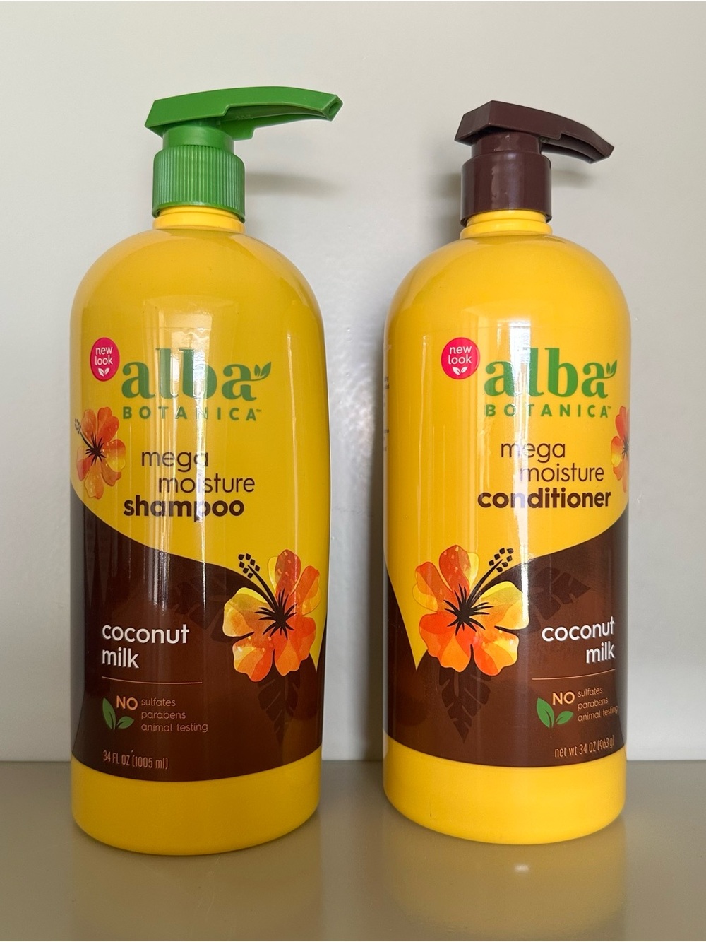 Mega Moisture Coconut Milk Shampoo & Conditioner Set - Yellow